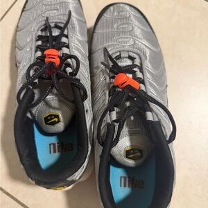 Nike Silver and Black Airmax